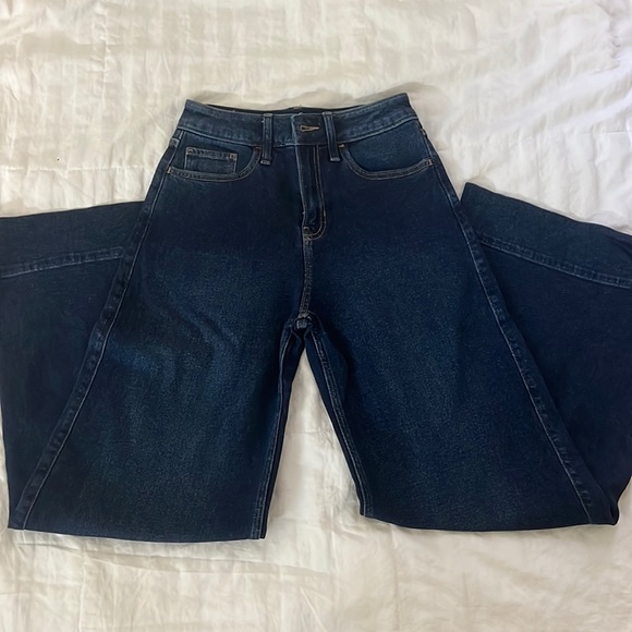 hollister high waisted wide legged jeans - Picture 1 of 2